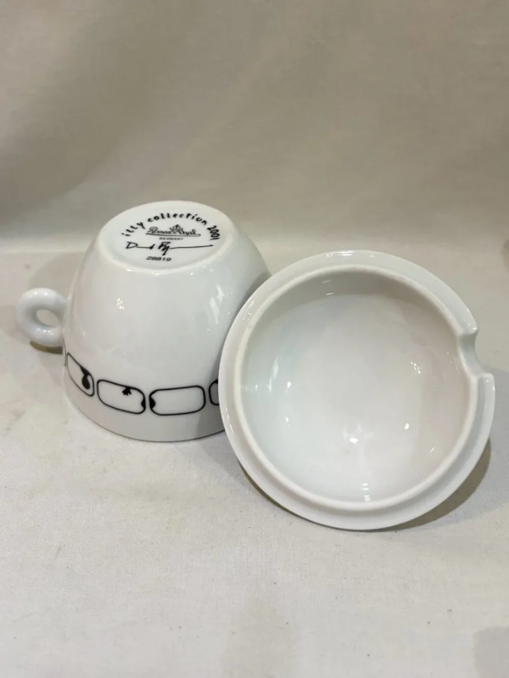 Illy Collection 2001 Aliens Sugar Bowl with Lid Designed David Byrne Signed